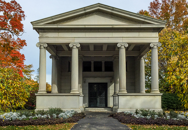 Wade Memorial Chapel, The Lake View Cemetery 